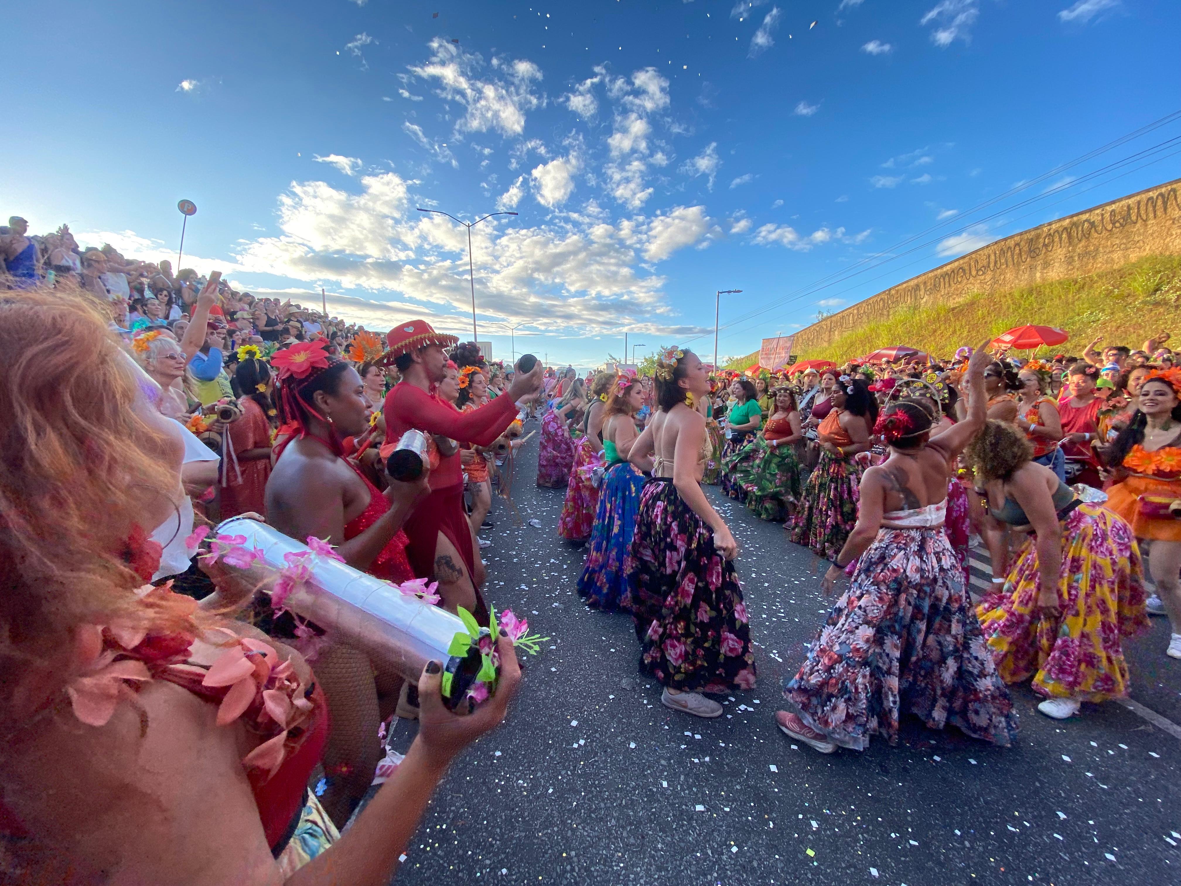 Carnaval é imoral? Quem tá nas ruas garante que não