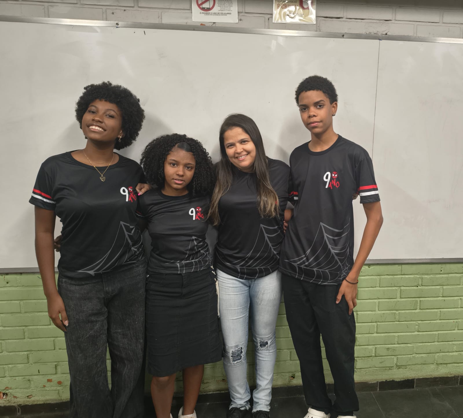 Saiba como ajudar estudantes da Grande BH a disputar a final da Olimpíada Nacional de História