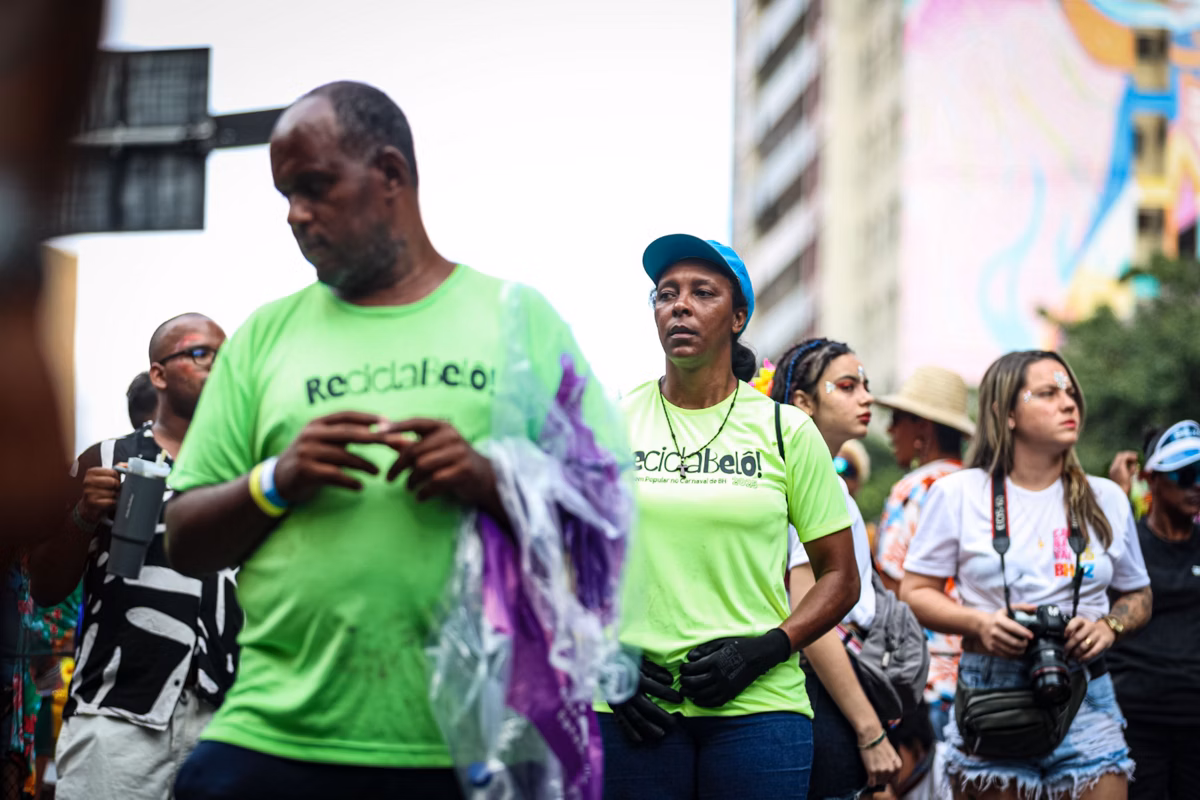 O trabalho invisível que sustenta o Carnaval de BH
